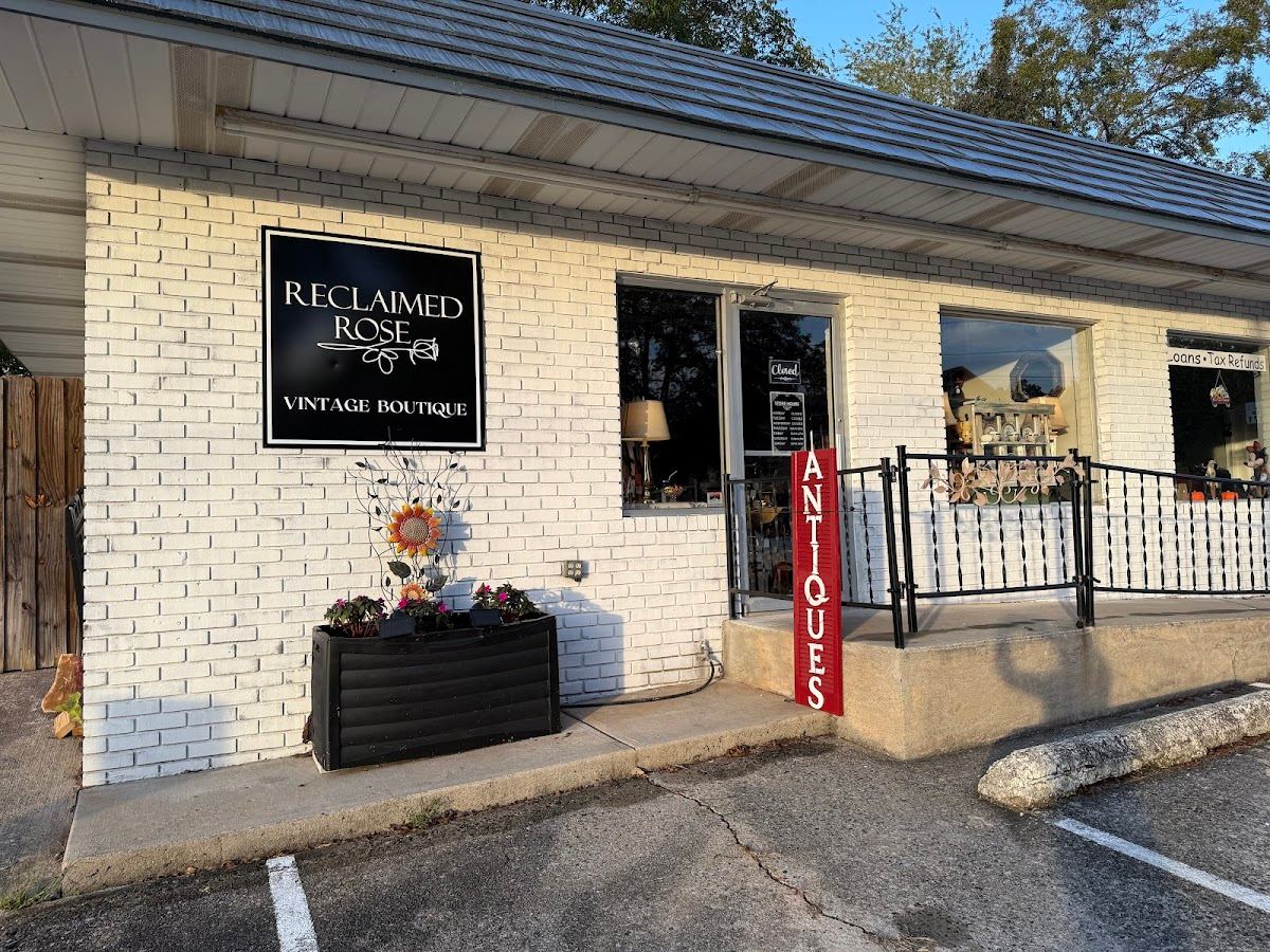 Reclaimed Rose Vintage & Antiques