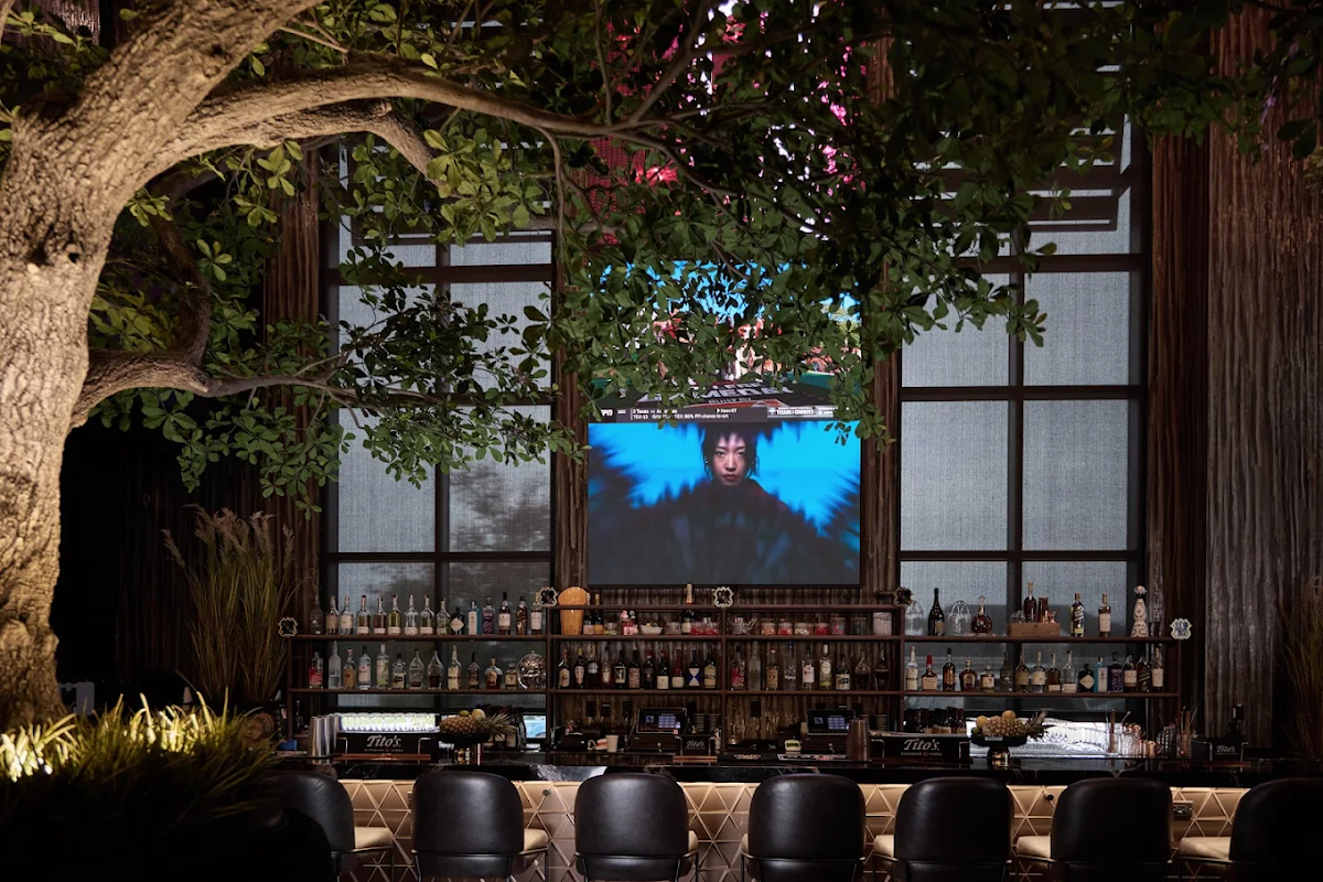EXO Bar & Lounge