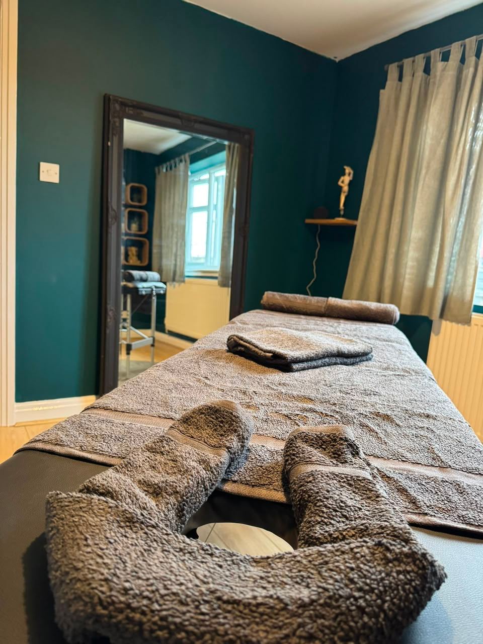 MASSAGE AND SPA