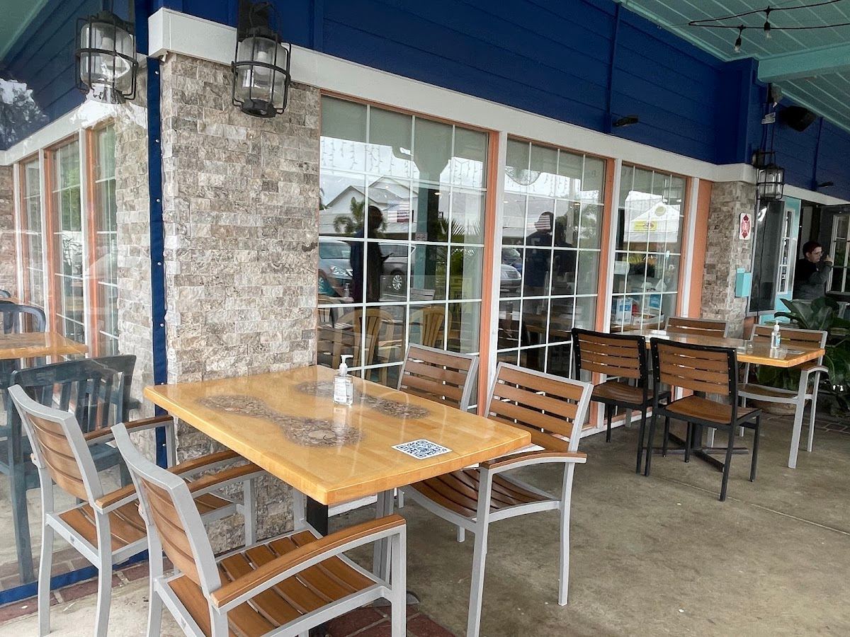 Anna Maria Oyster Bar - Cortez