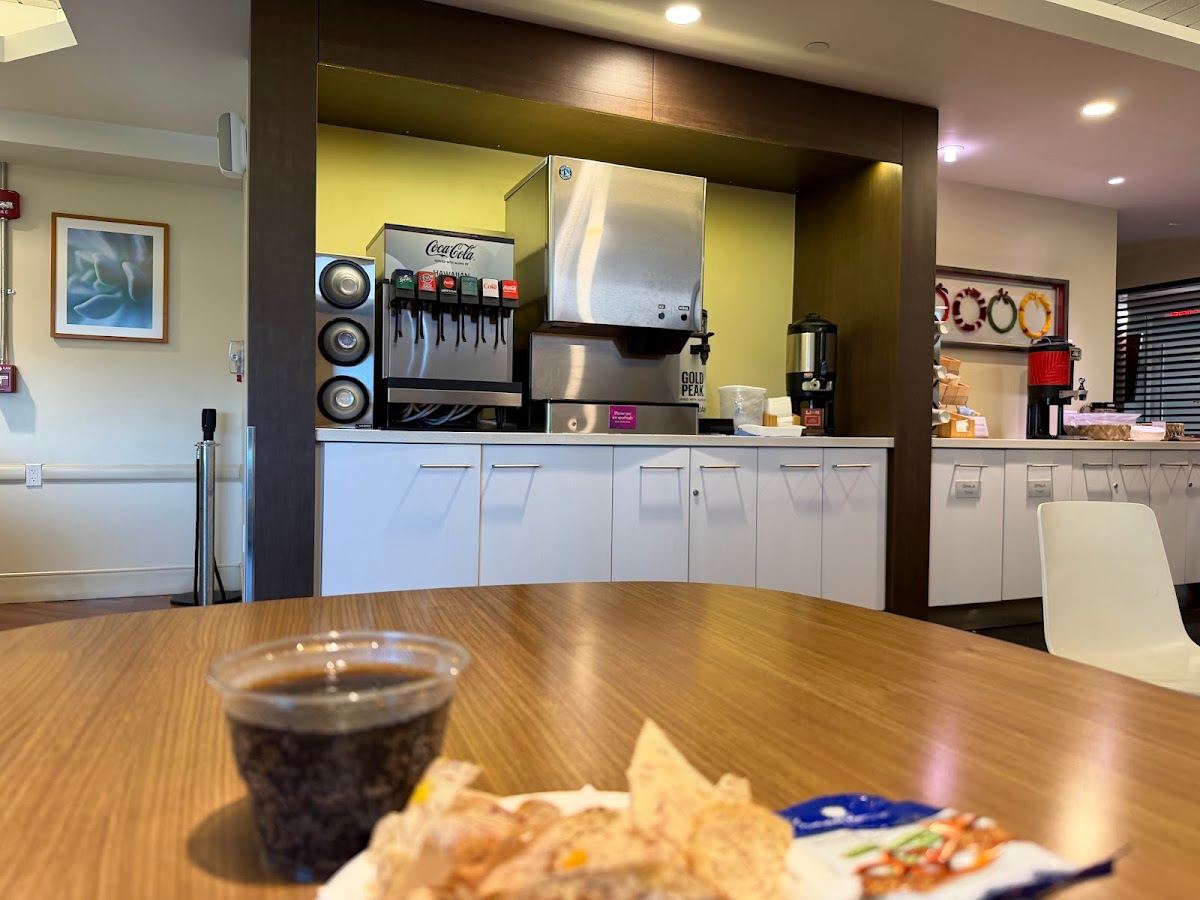Hawaiian Airlines Premier Club