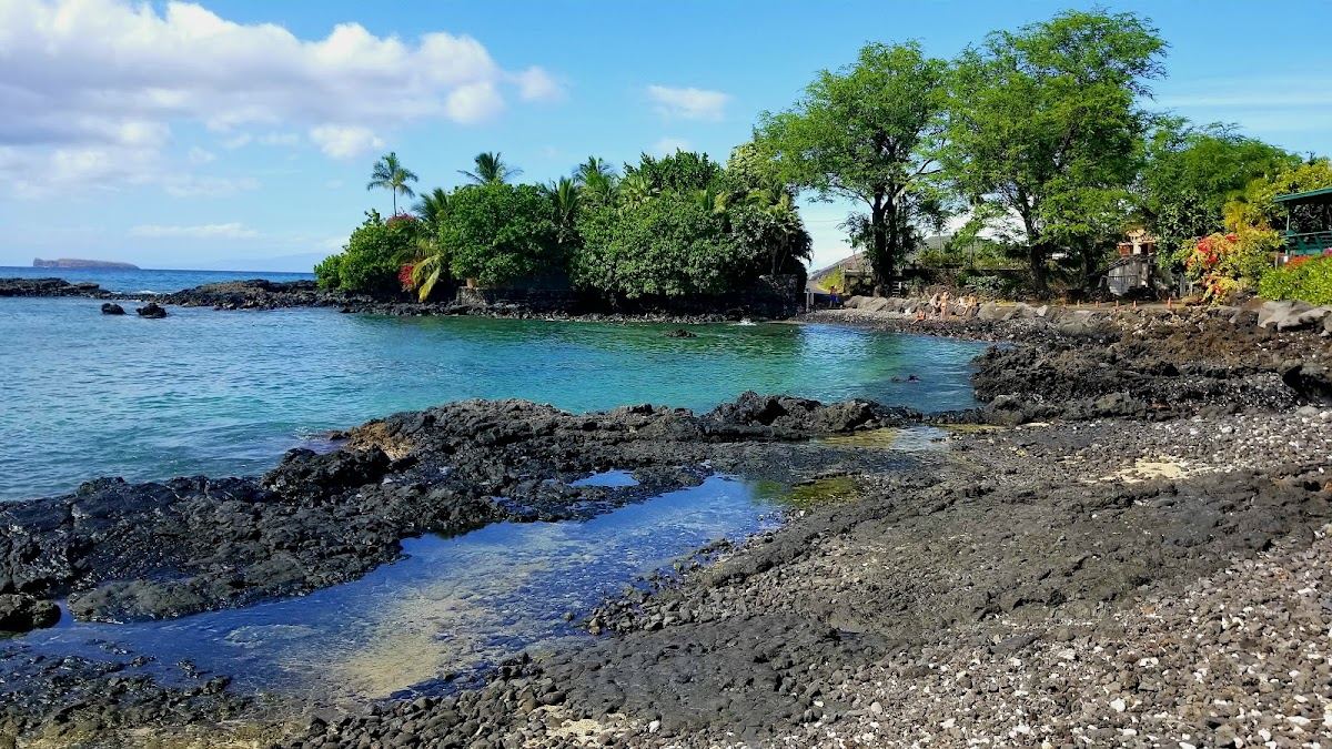 Kanahena Cove