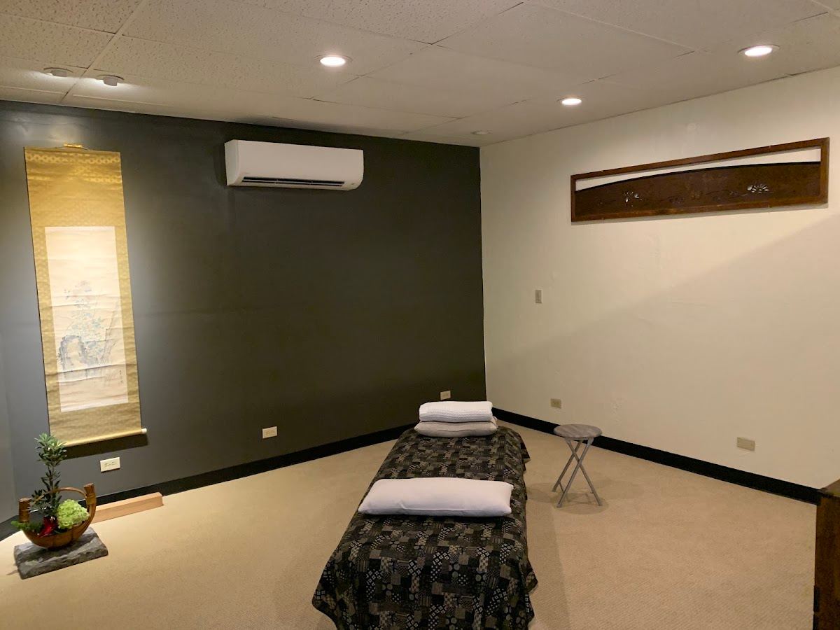 MASSAGE MAUI SHIATSU BIRO