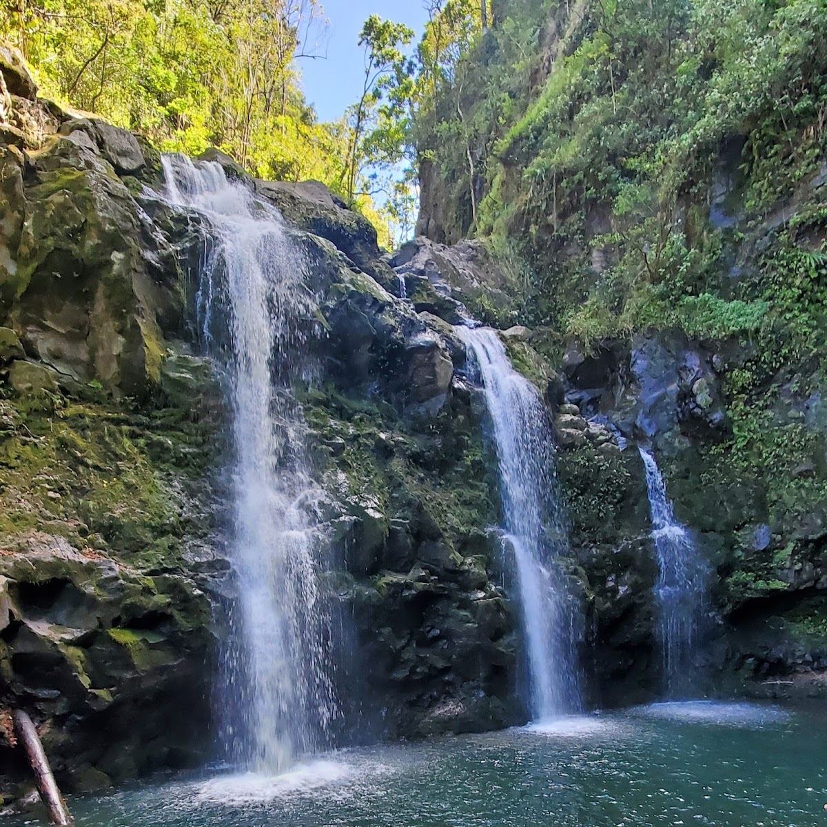 Upper Waikani Falls