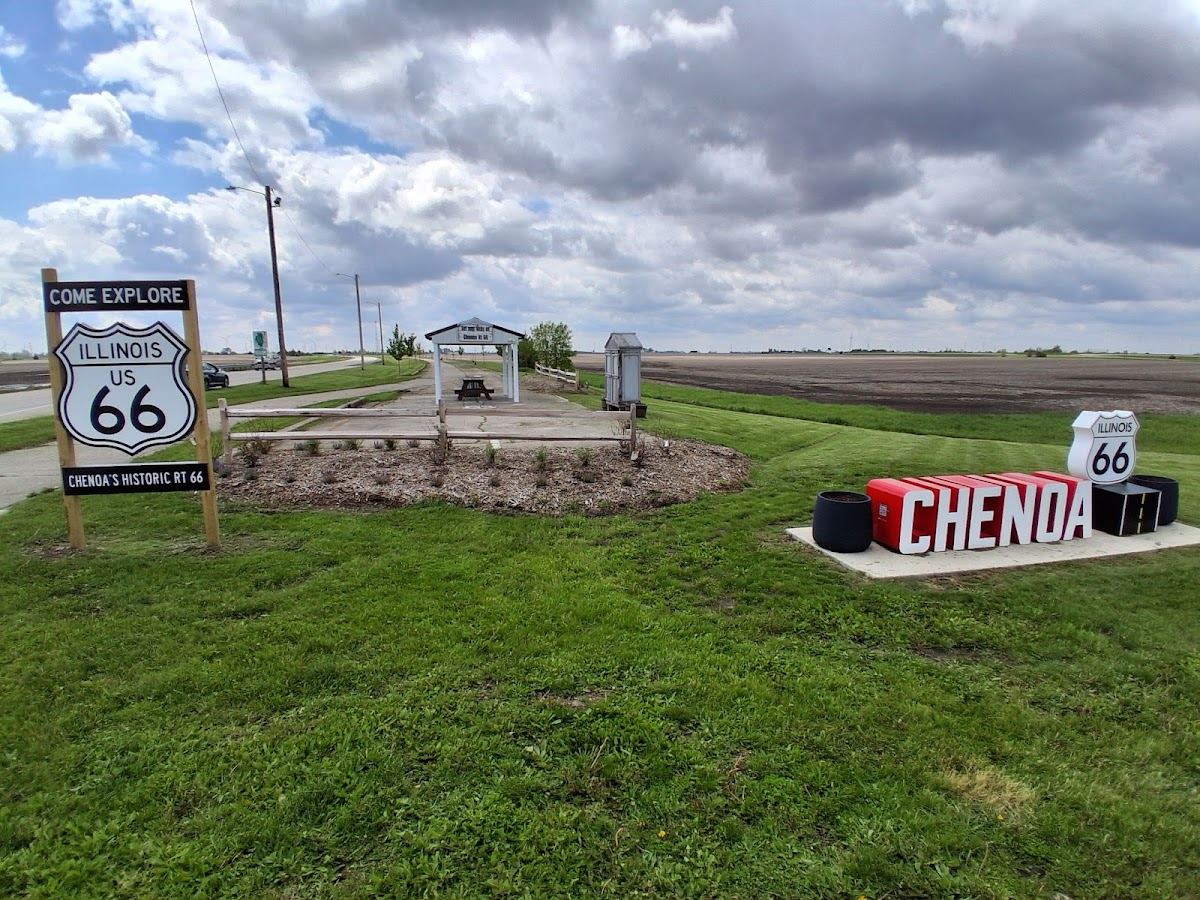 Route 66 of Chenoa, IL Roadside Attraction Tourist Info