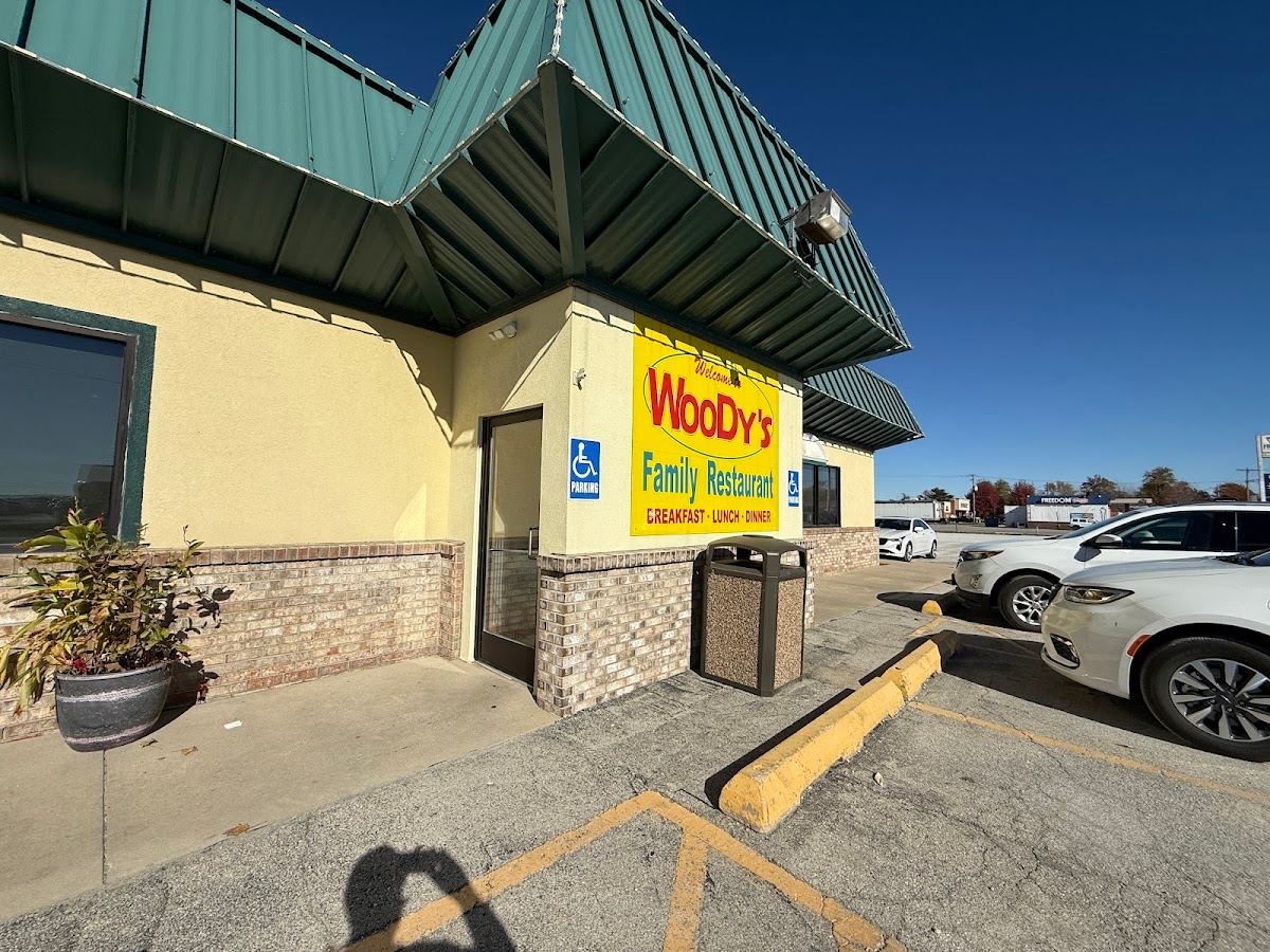 Woody's Family Restaurant