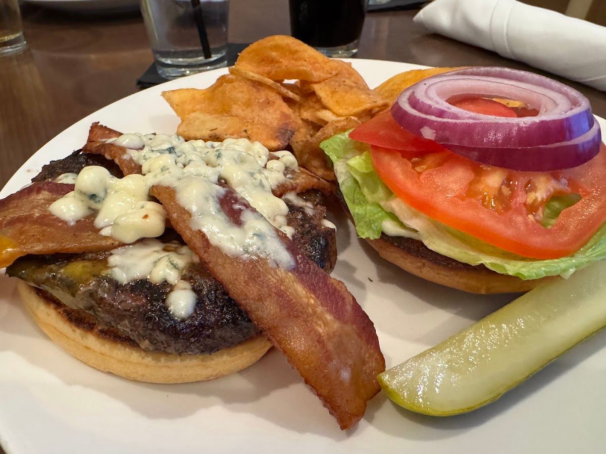 St. Ives Bar & Grill