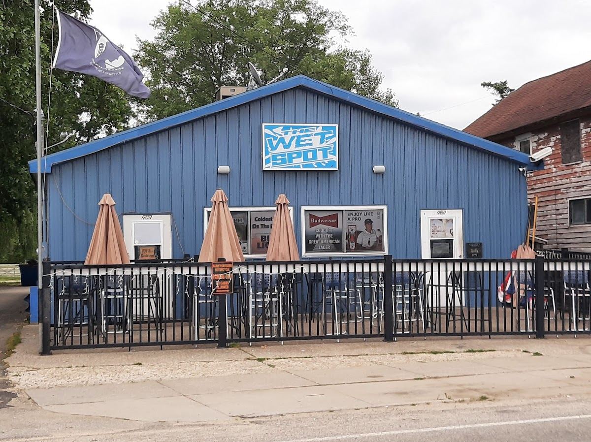 Wet Spot Bar and Grill