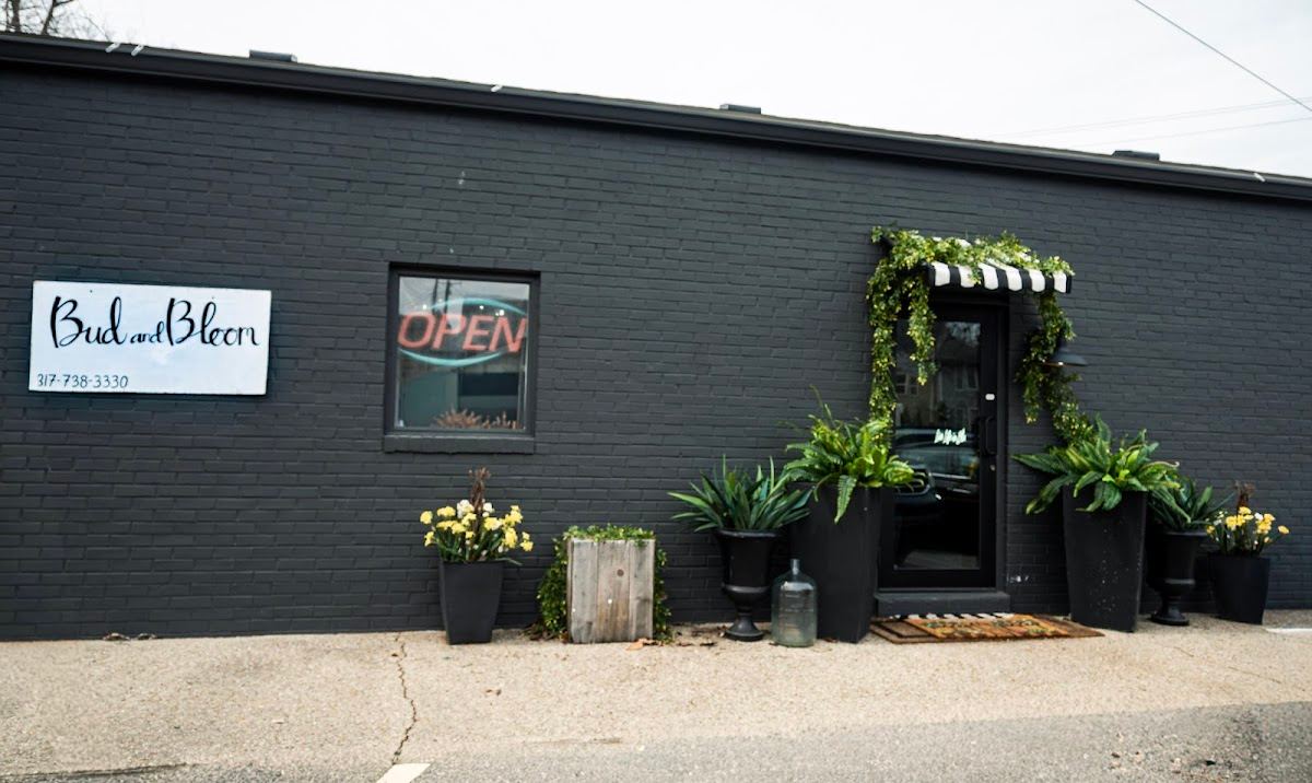 Bud & Bloom Florist Boutique and Home
