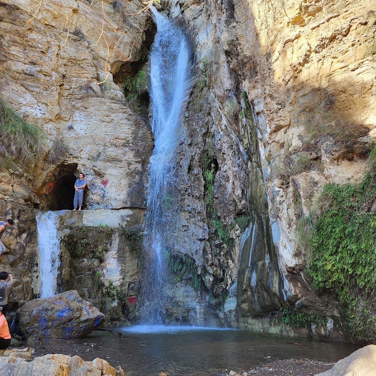 Black Star Canyon Falls Trailhead