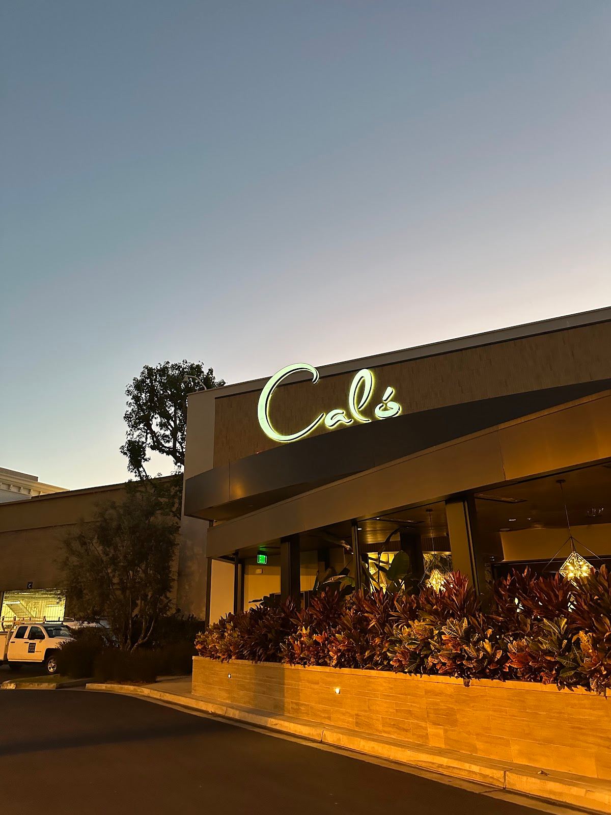 Caló Kitchen + Tequila