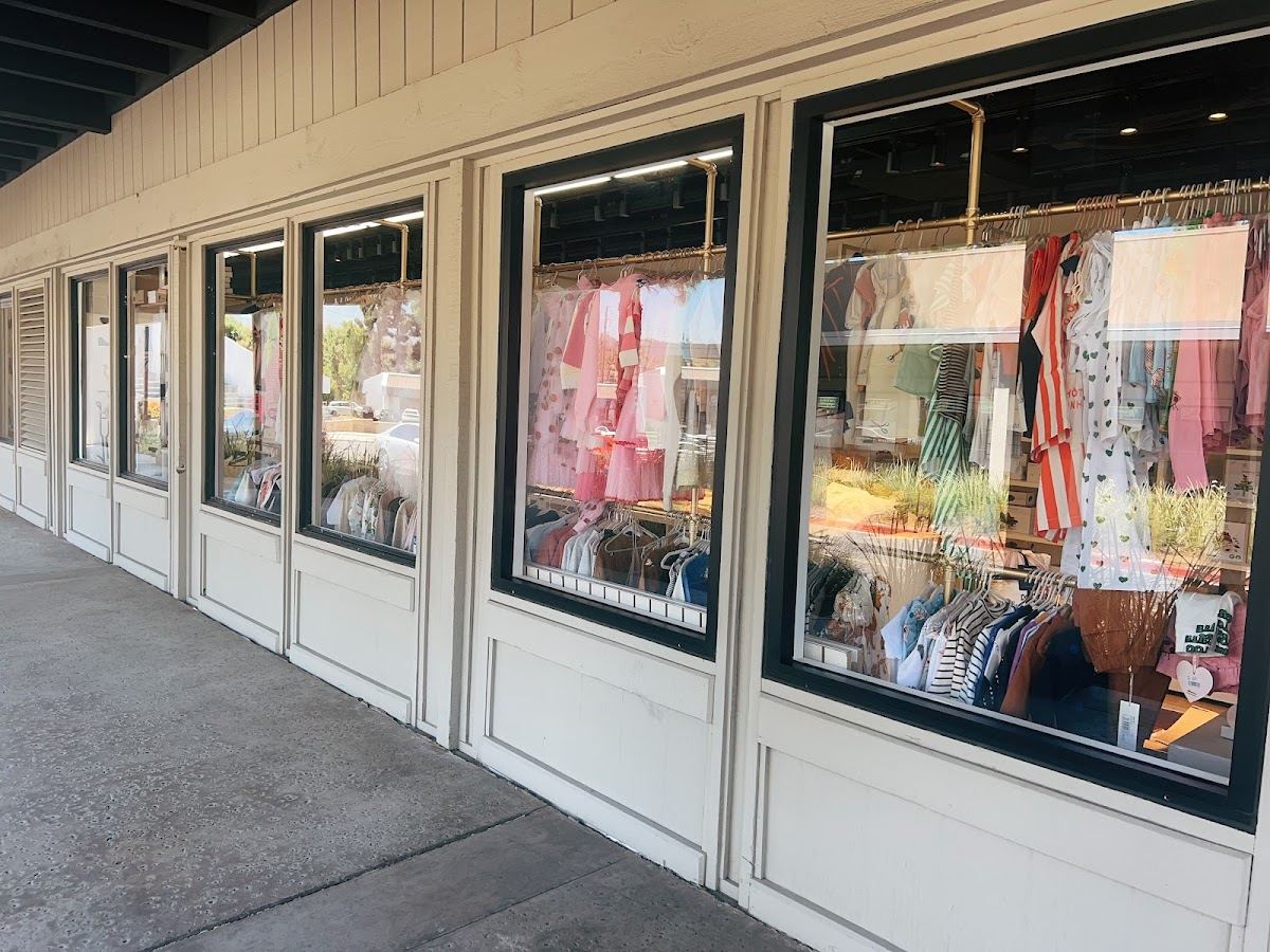 CHICHUHUKID BOUTIQUE