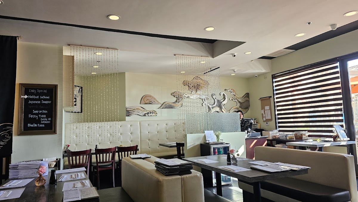 Newport Fusion Sushi