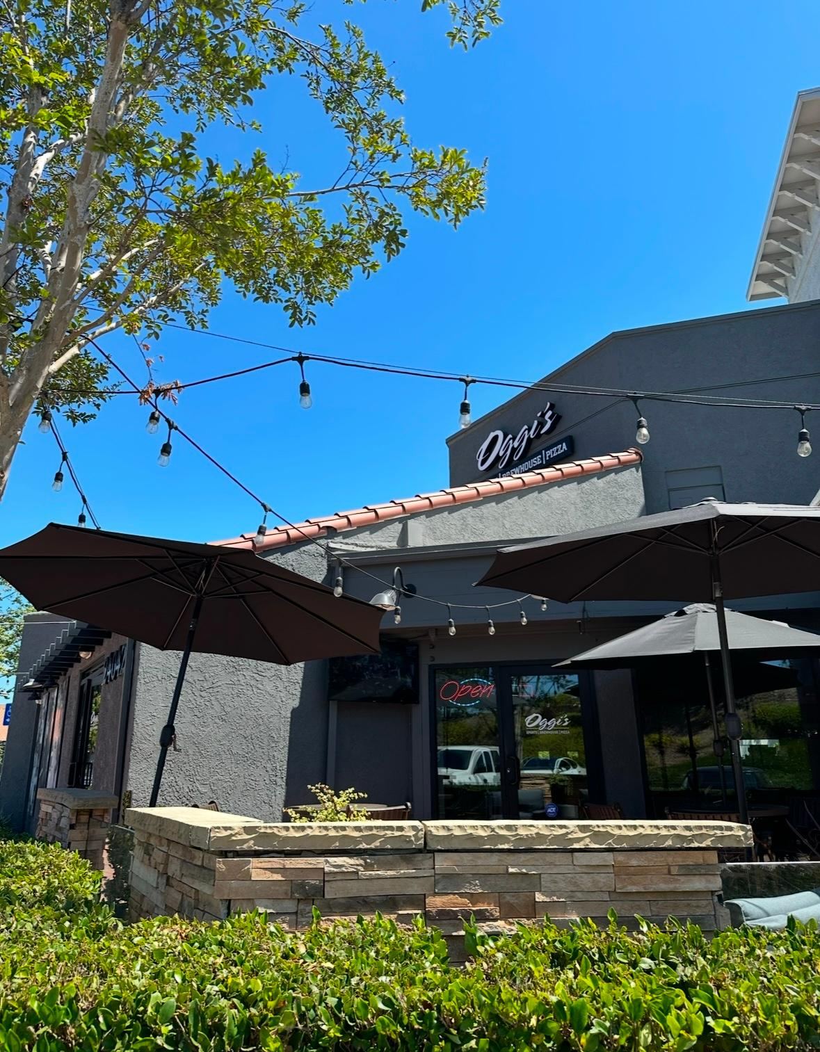 Oggi's Sports | Brewhouse | Pizza