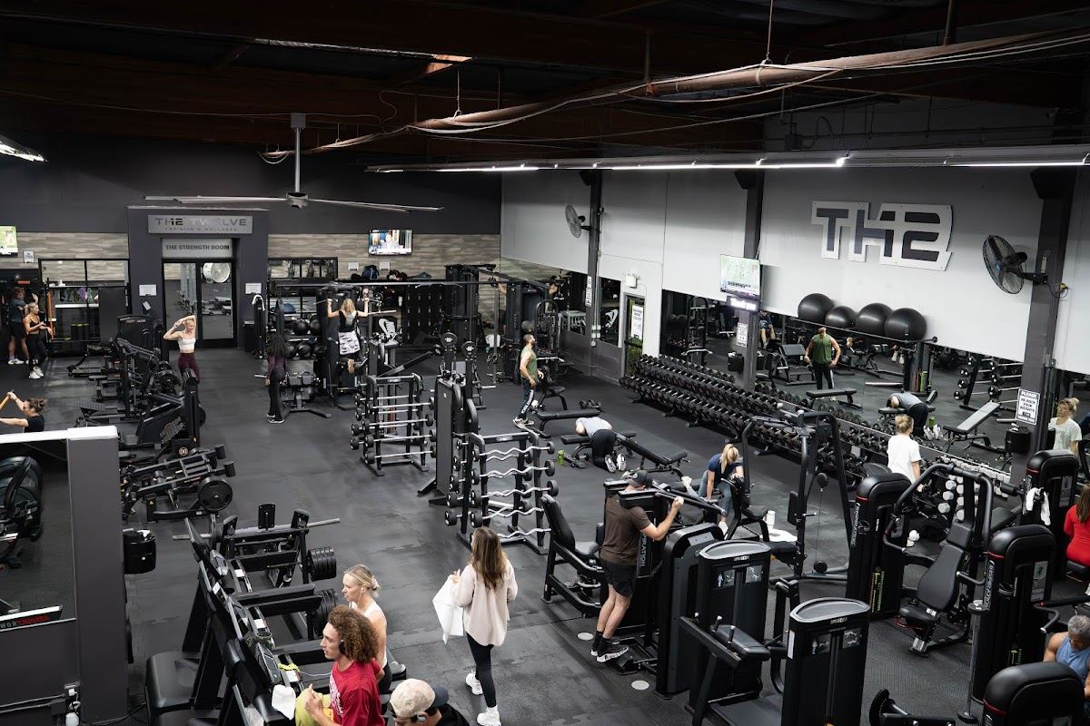 The 12 Fit Club - Newport Mesa