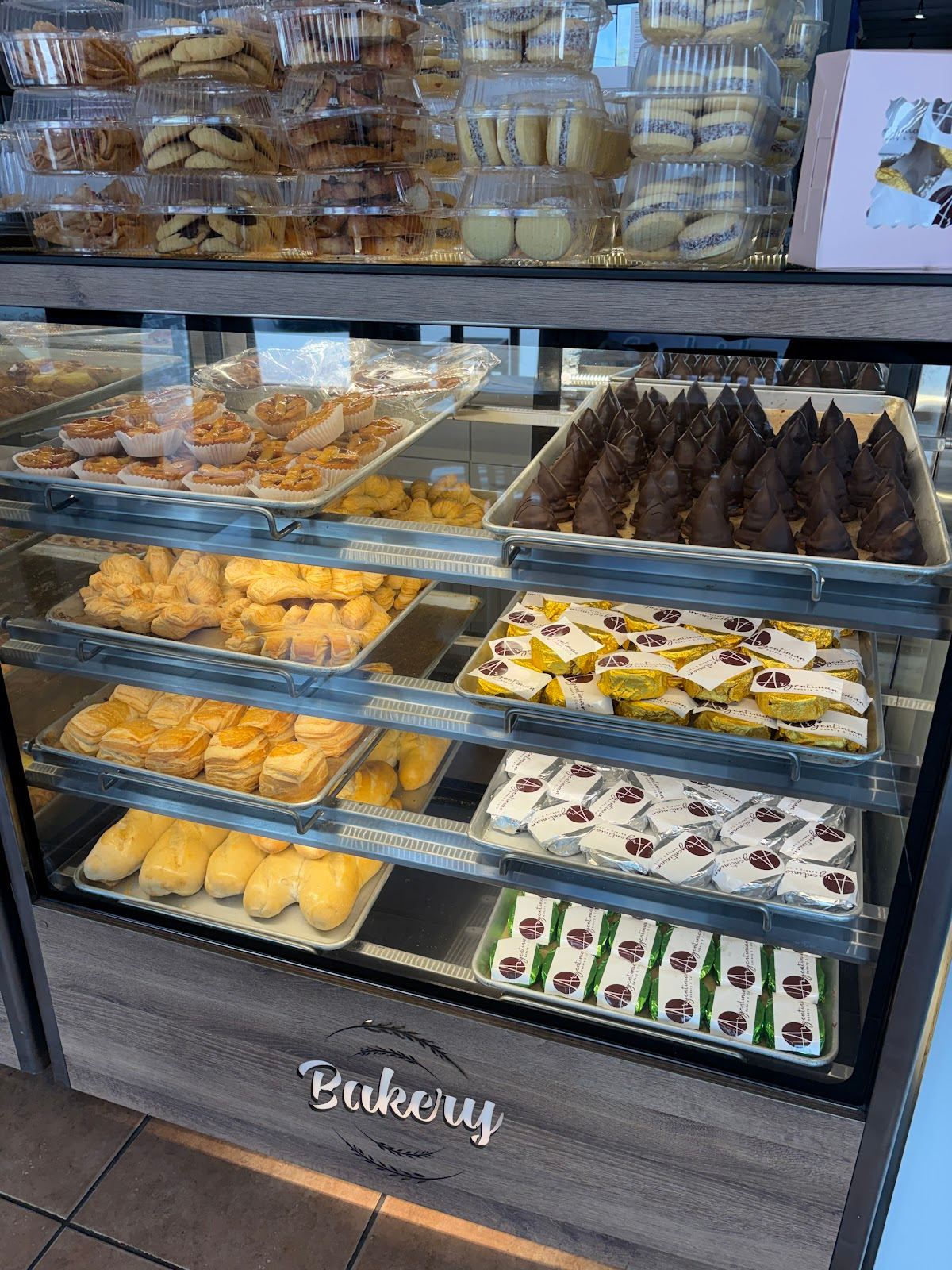 Argentinian Bakery & Cafe