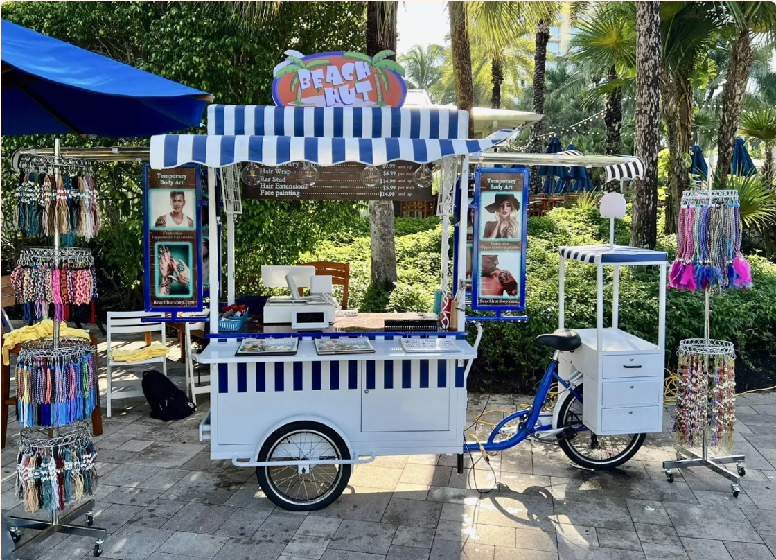 Beach Hut Shop - Summer Bay Orlando by Exploria