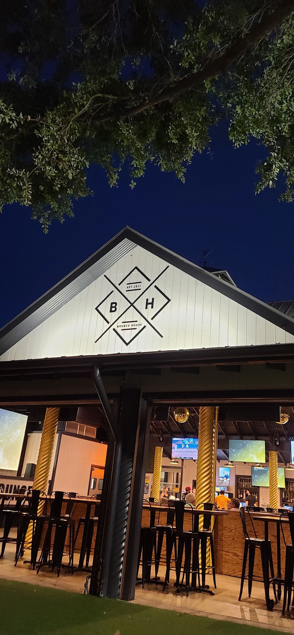 Bounce House Social Eats