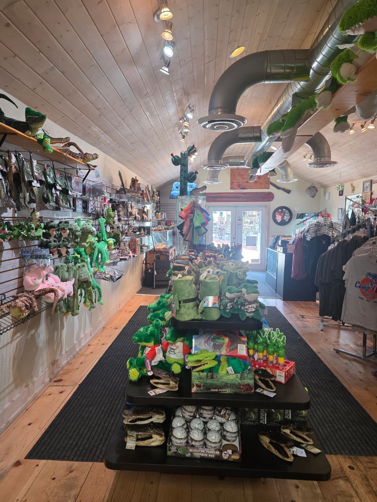Camp Holly Gift Shop 🐊