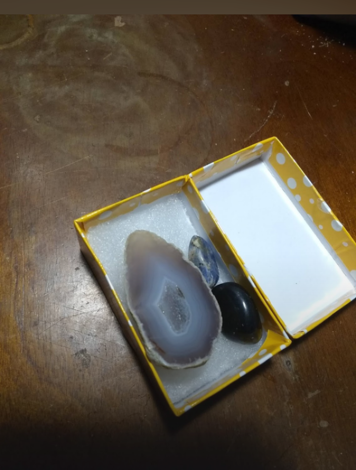 Crystal gem shop