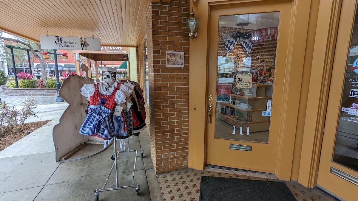 Hollerbach's Outfitters