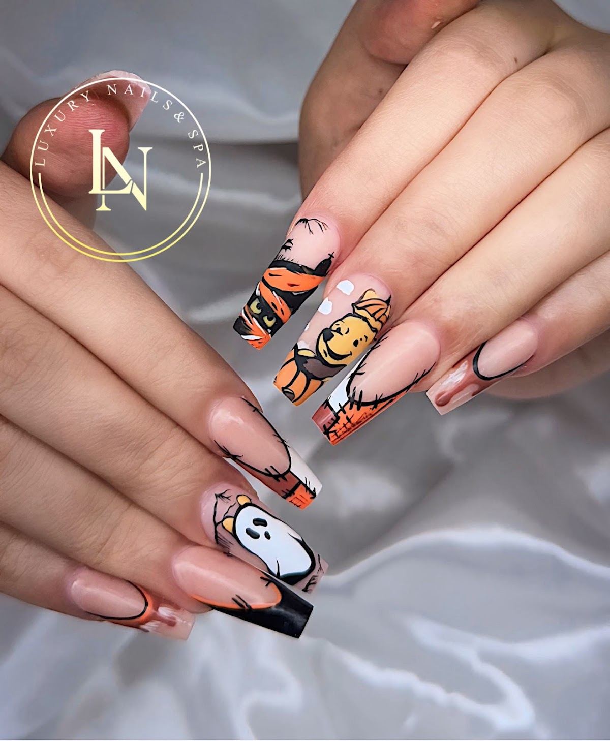 Luxury Nails and Spa