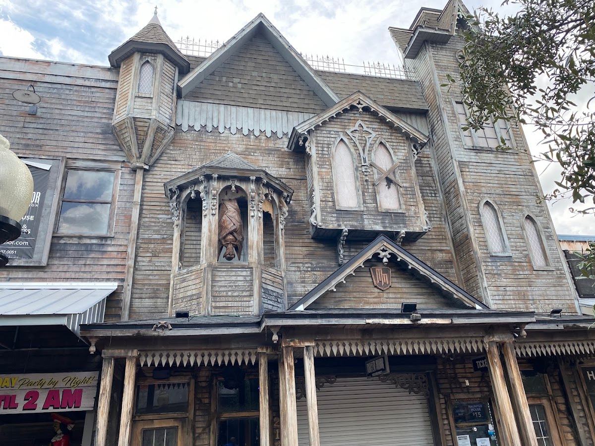 Mortem Manor Haunted Attraction