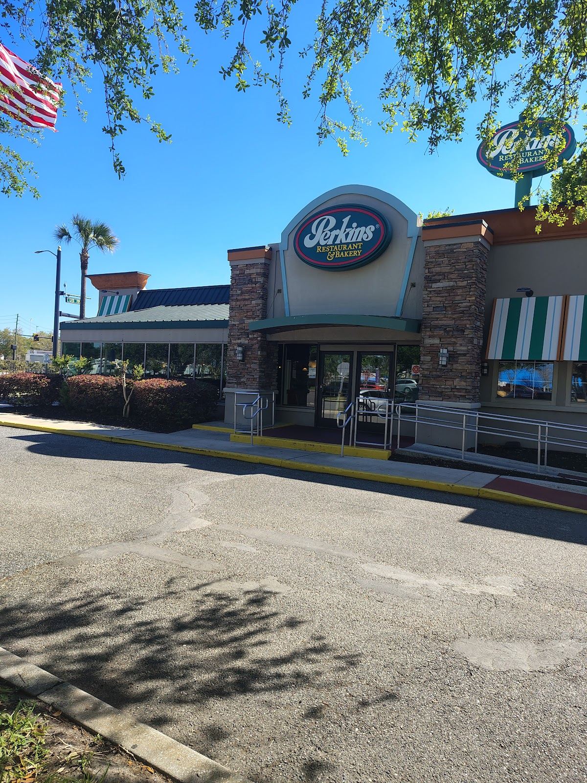 Perkins Restaurant & Bakery