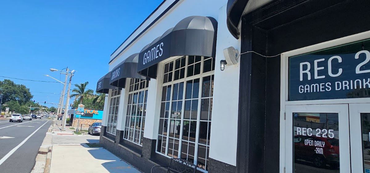 REC 225