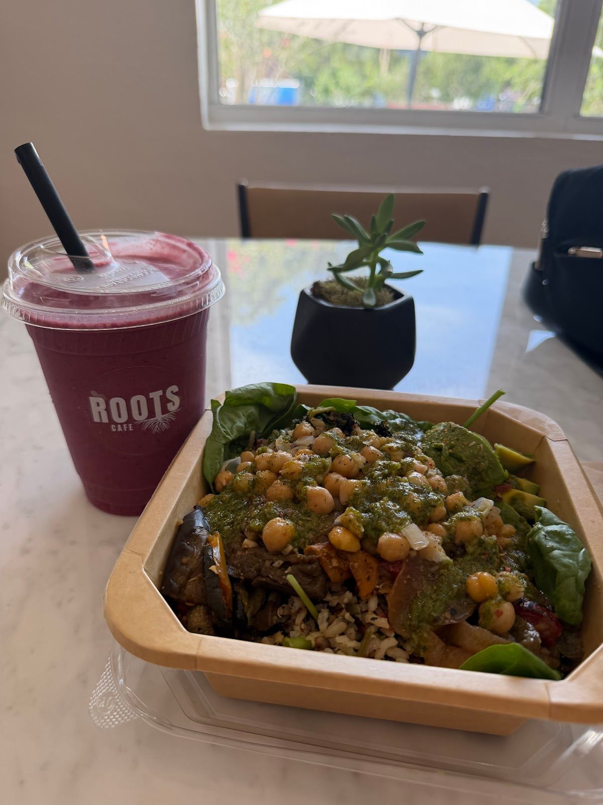 TRI ROOTS CAFE