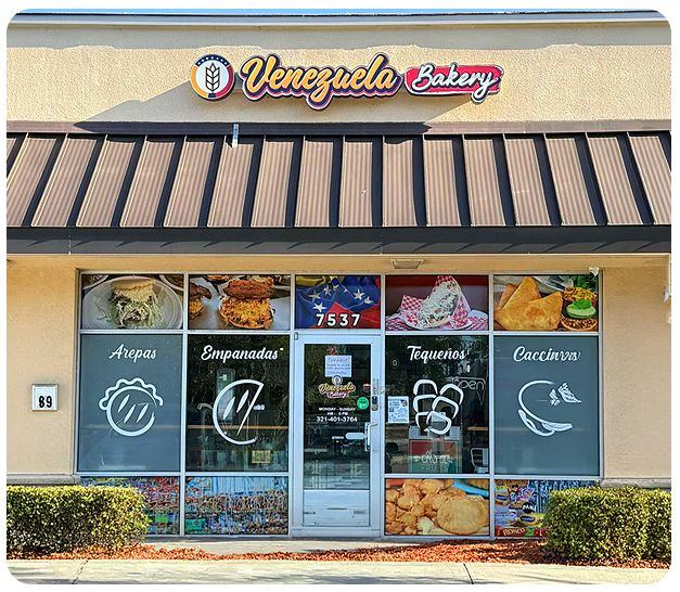 Venezuela Bakery - Davenport