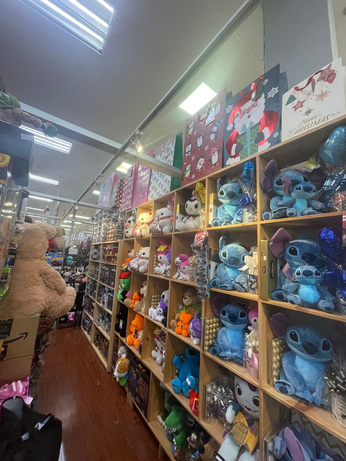 GIFTS SHOP & VARIETIES "MIL DETALLES"