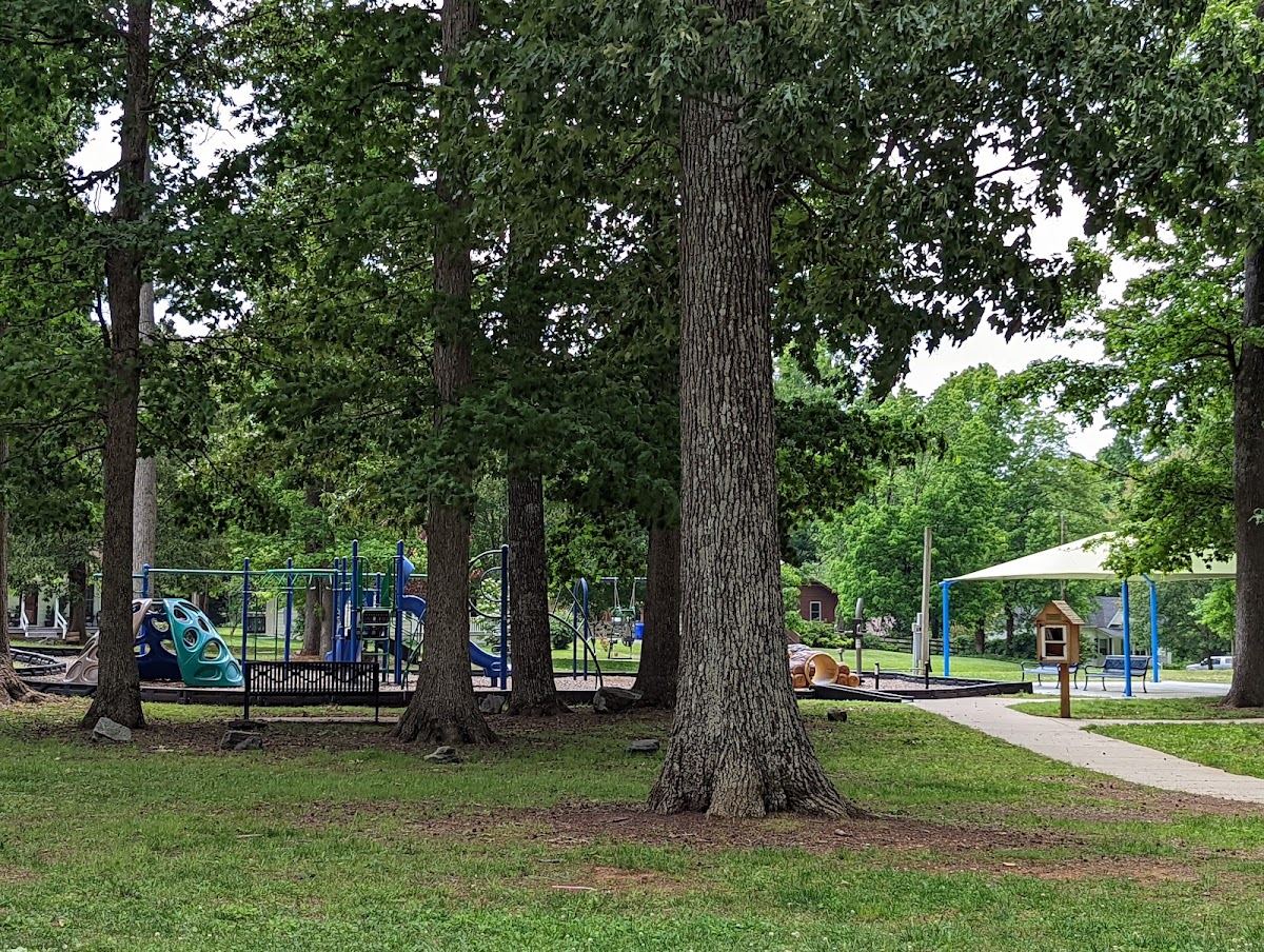 Holt Street Park