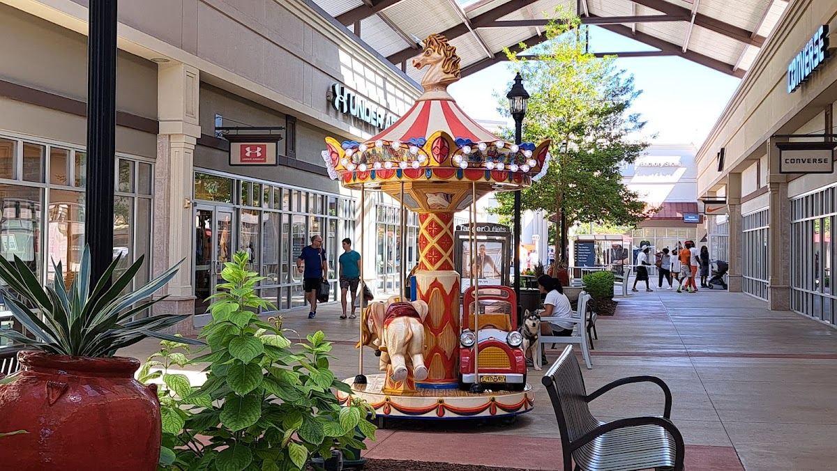 Tanger Outlets Mebane