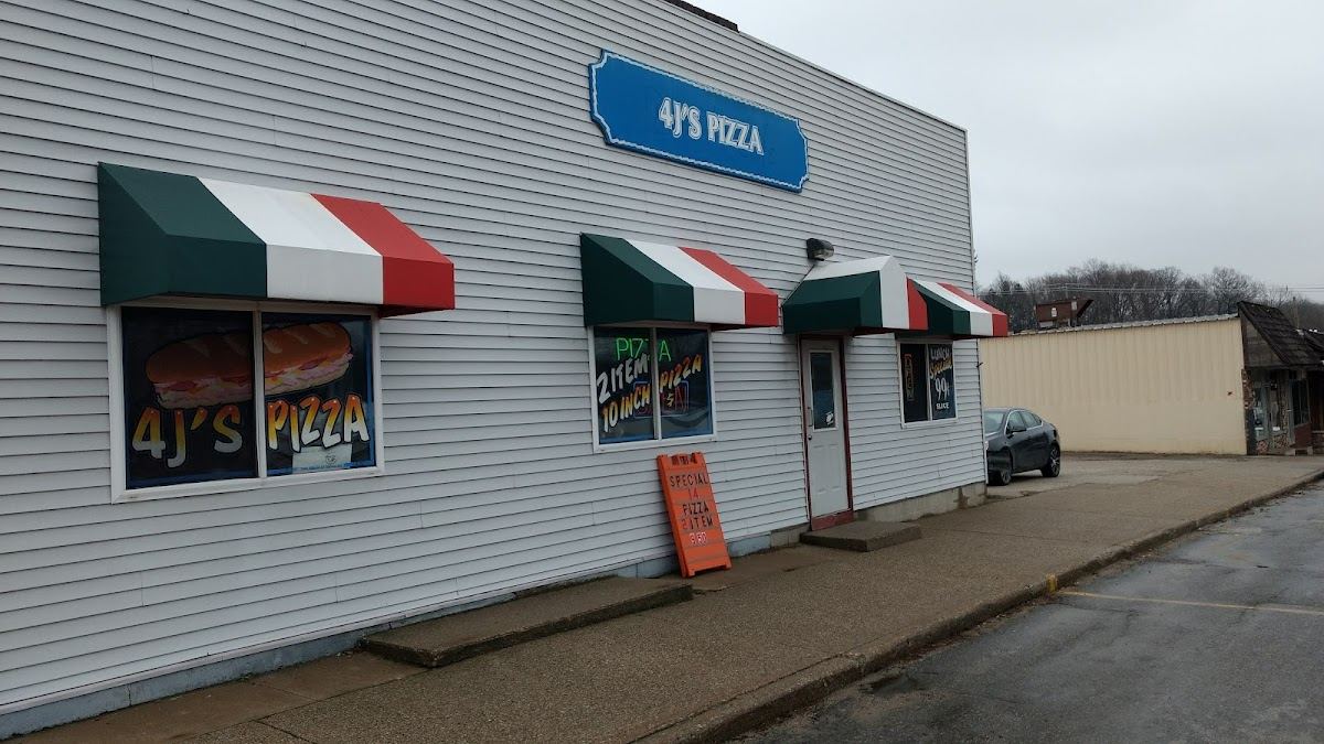Four J's Pizza