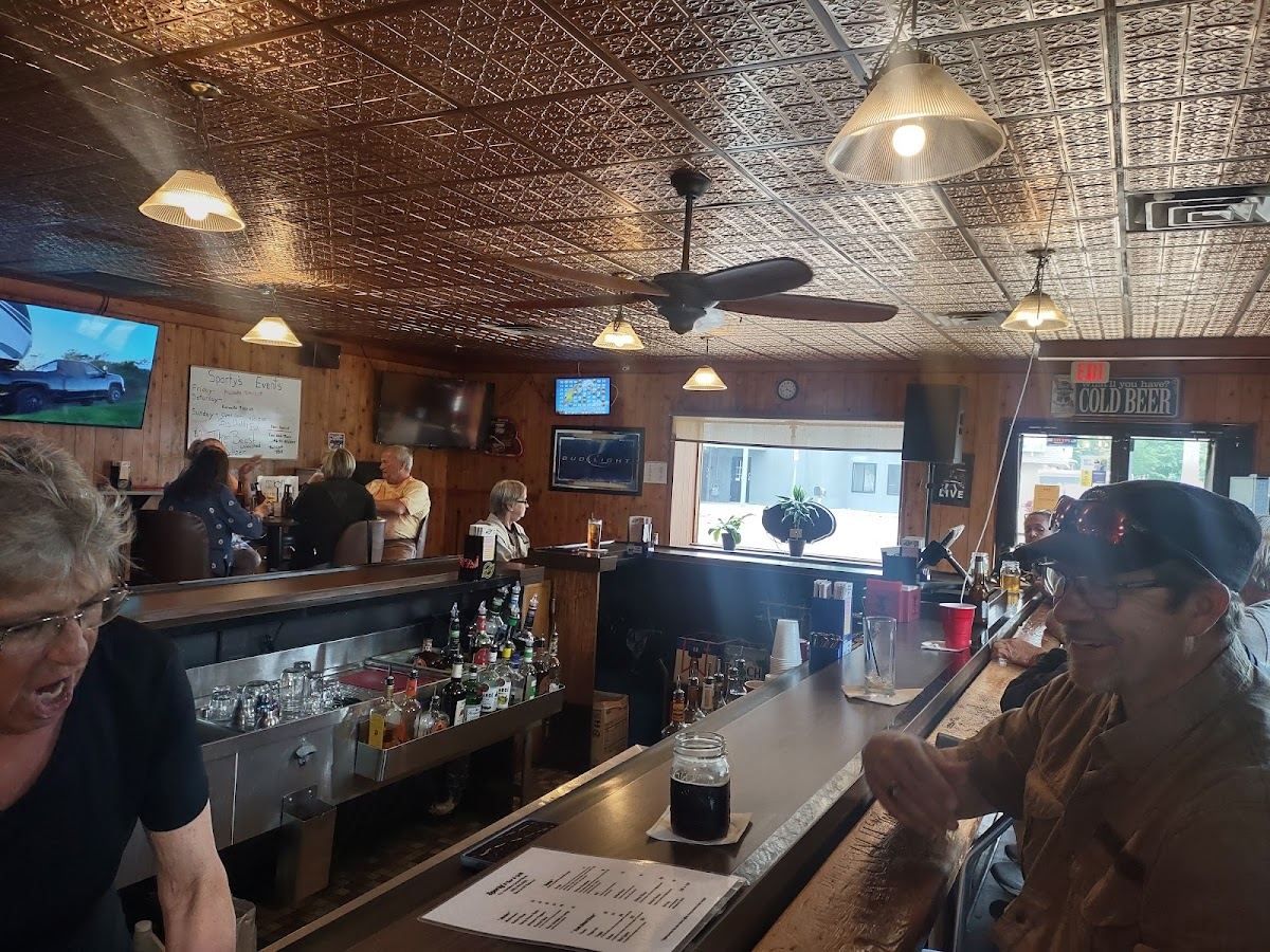Sporty’s Bar and Grill