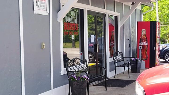 Bert's Rivertown Grill