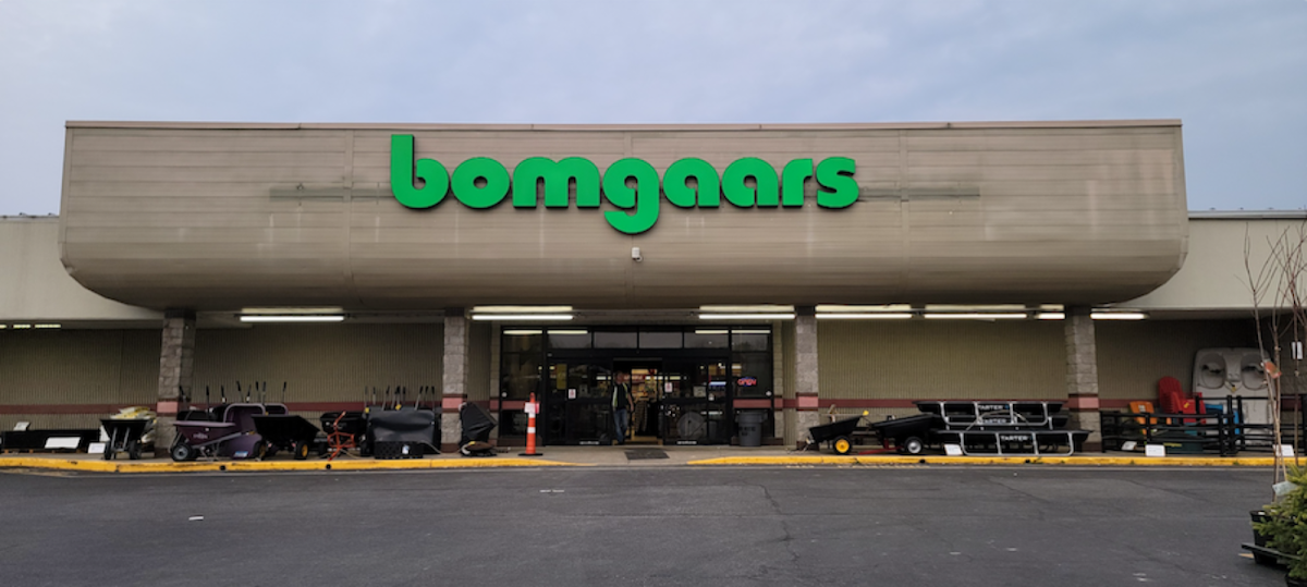 Bomgaars