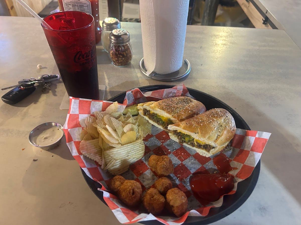 Millays Tavern & Grill