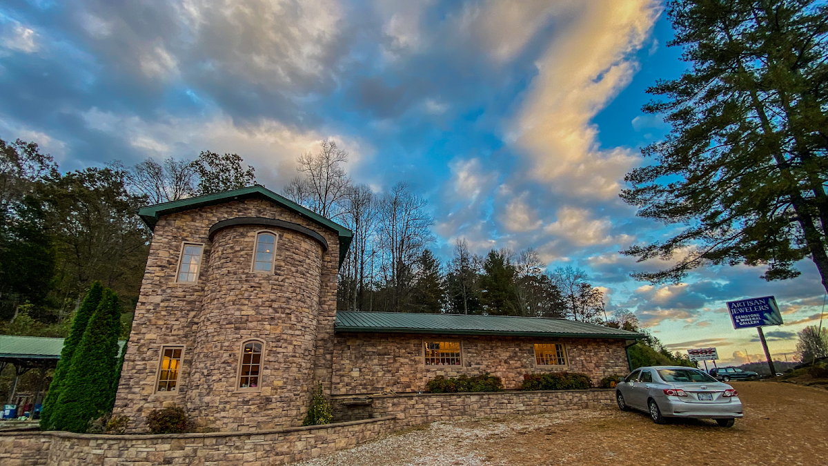 Artisan Jewelers Gemstone & Mineral Gallery (Formerly Gem Factory)