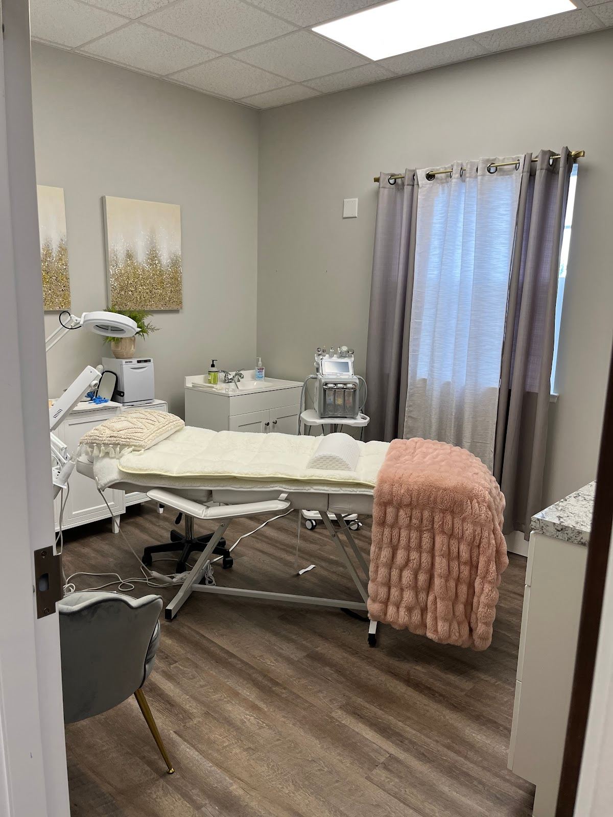 Age Revival Med Spa