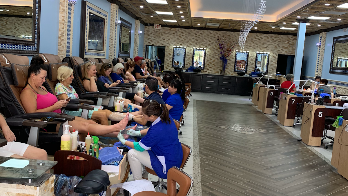 LV Nails & Spa