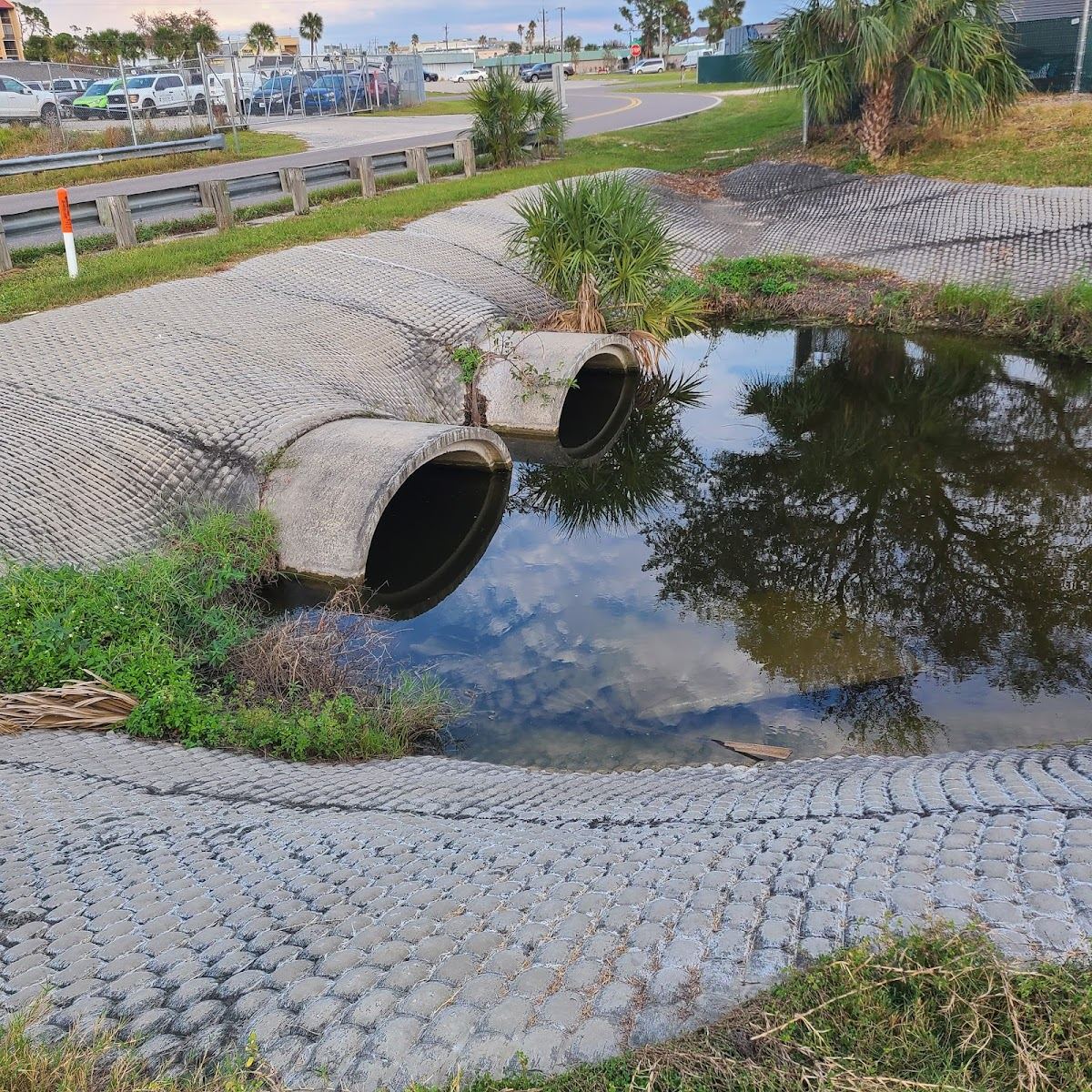 Sunrise Canal Spillway