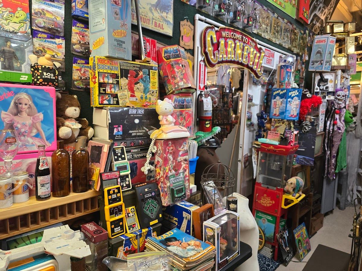 The Pop Culture Antique Museum