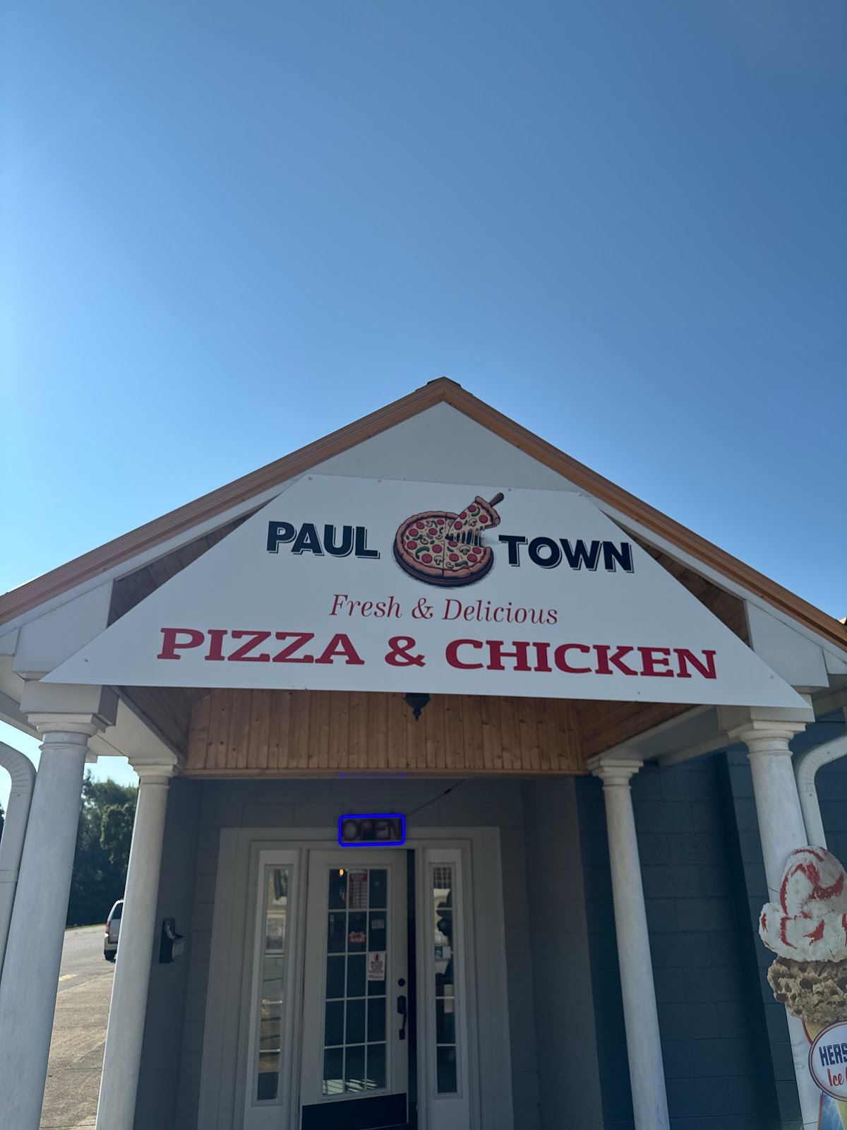 Paul Town Pizza