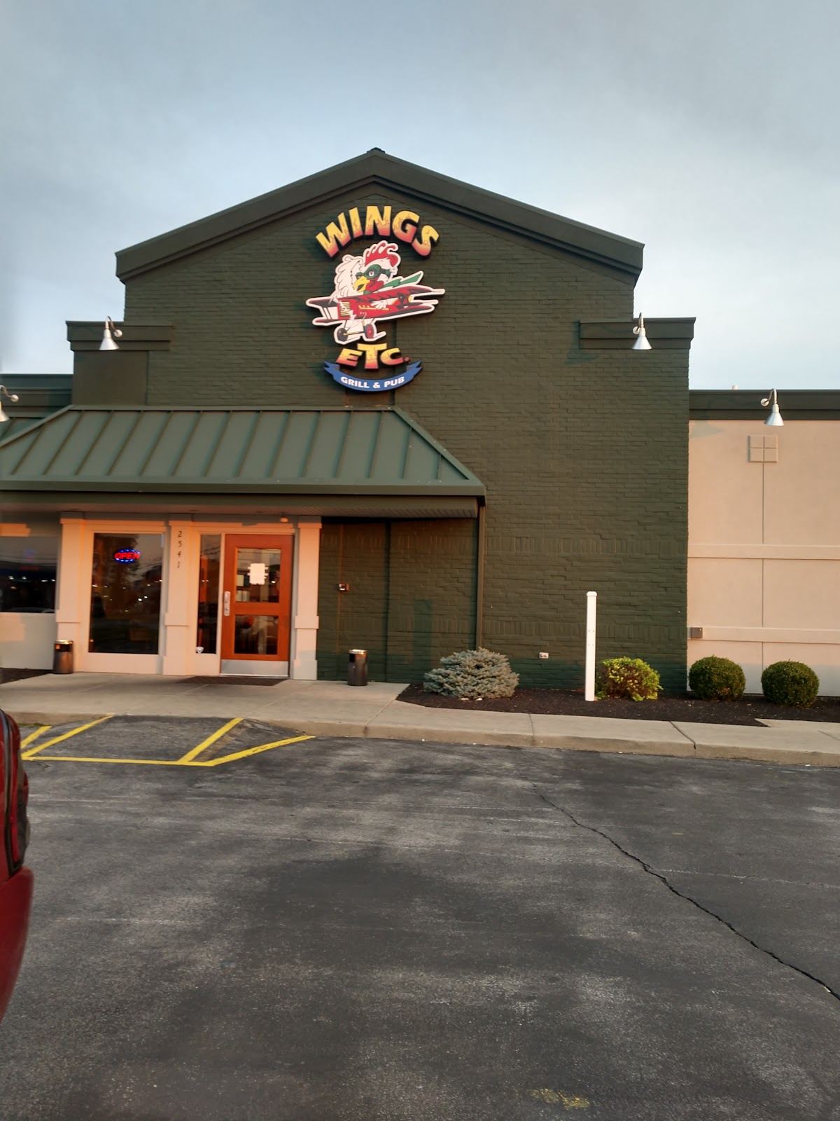 Wings Etc.