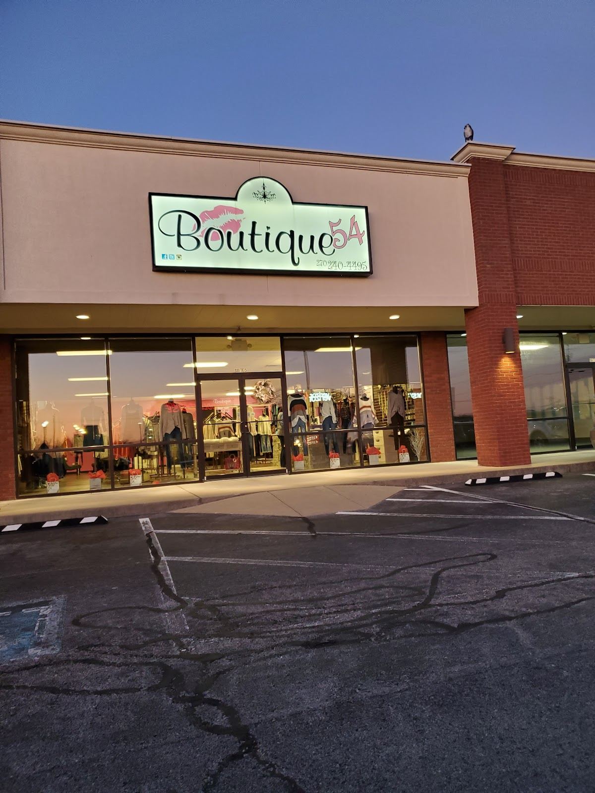 Boutique 54
