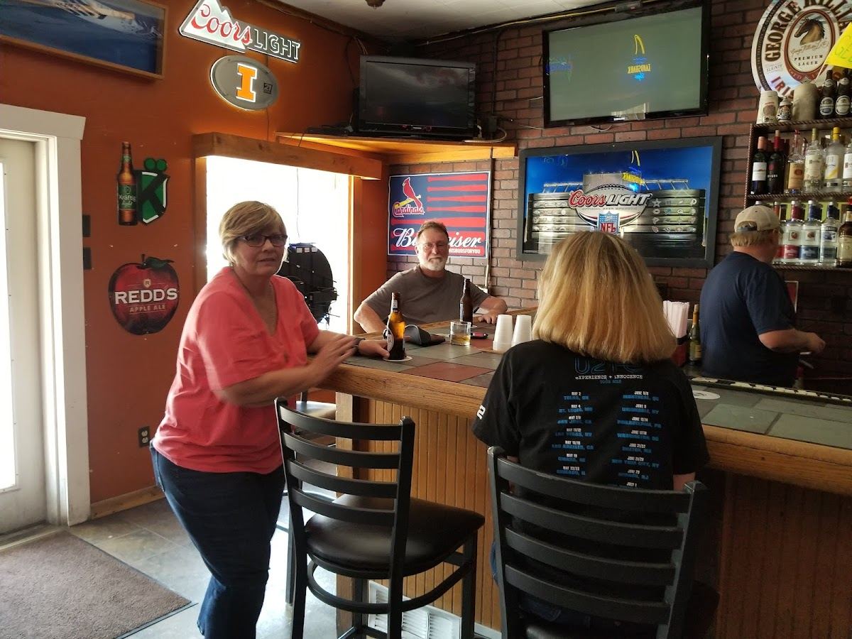 Tiny's Pub & Grill