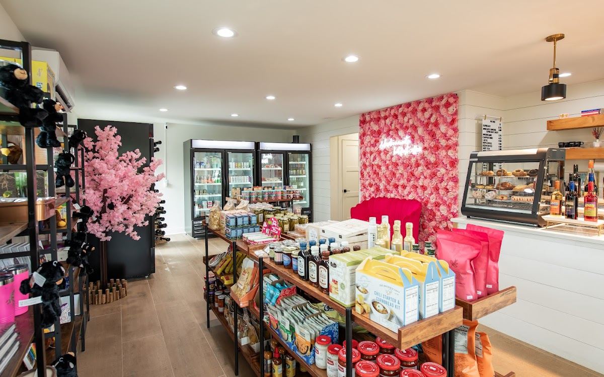 Amelia's Cafe & Gifts