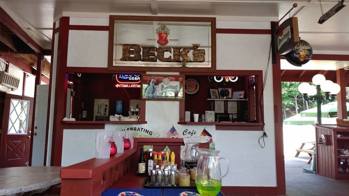 Cafe International